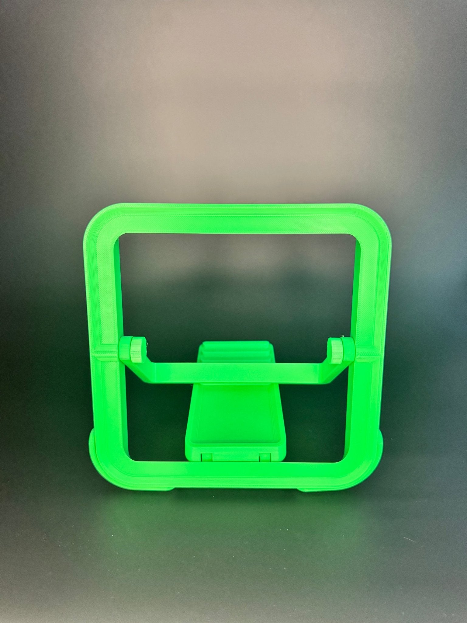 Book Stand - Frogivation