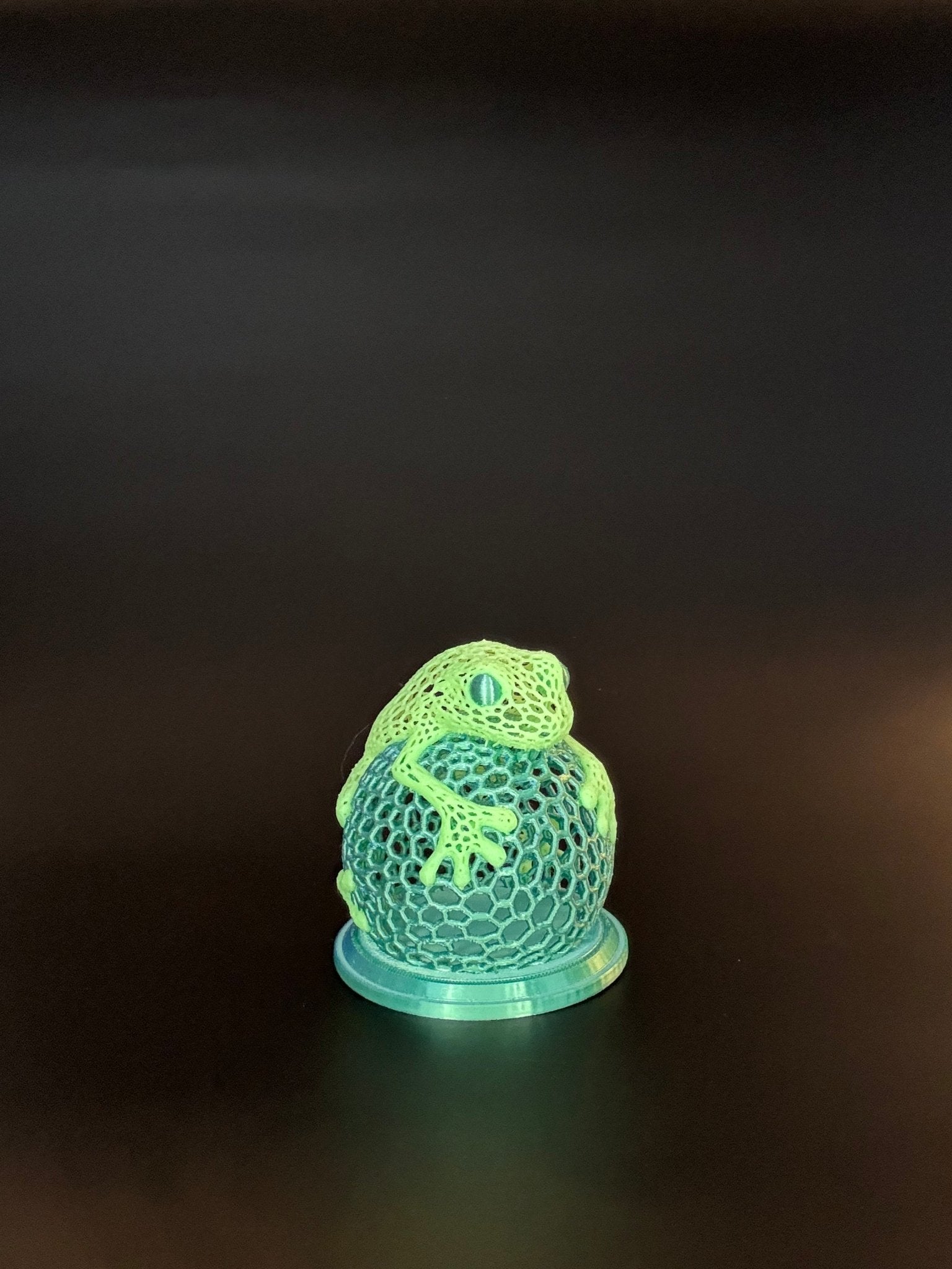 AmphiShpere - Frogivation